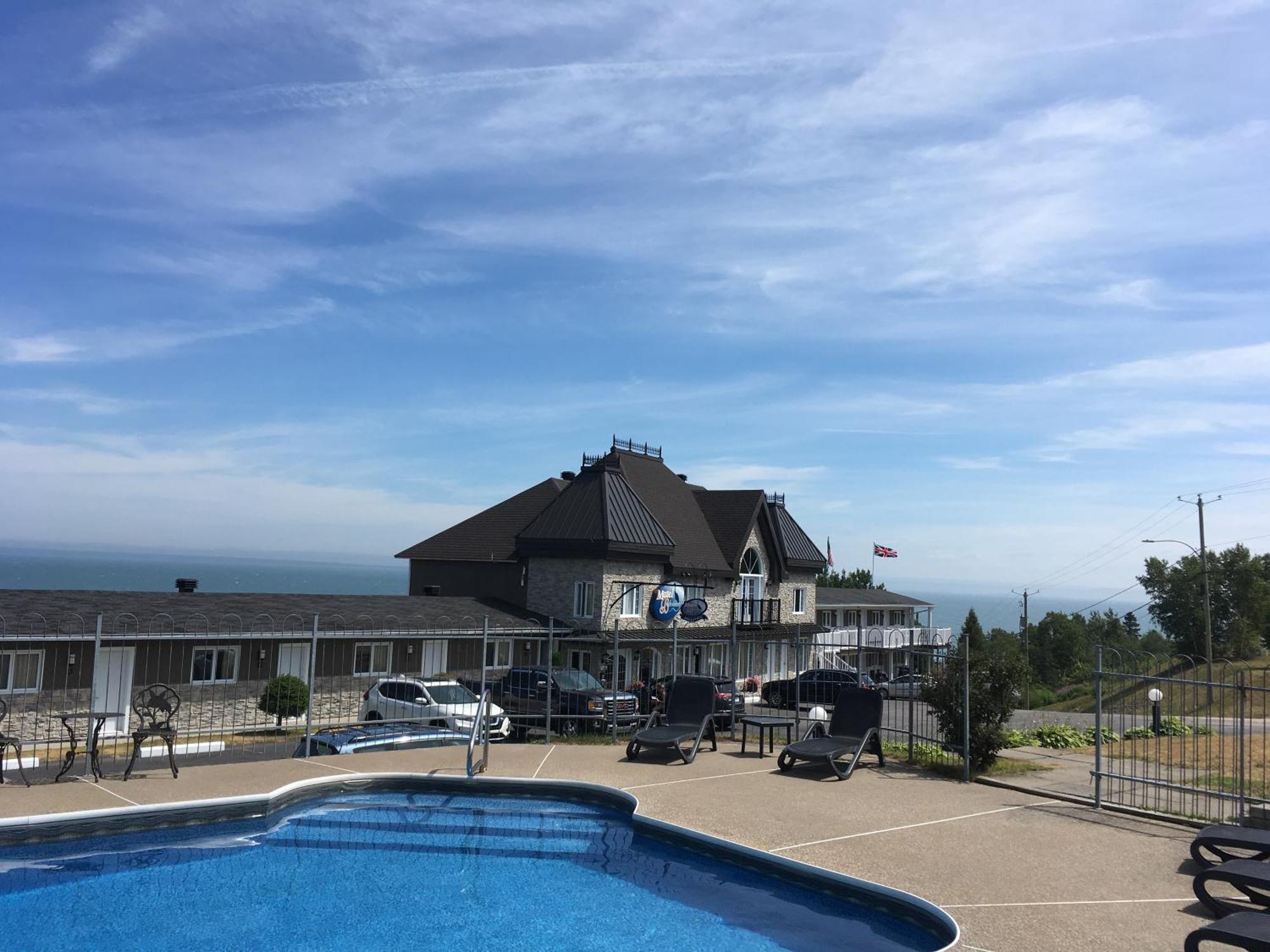 Motel Belvedere Saint-Siméon 外观 照片