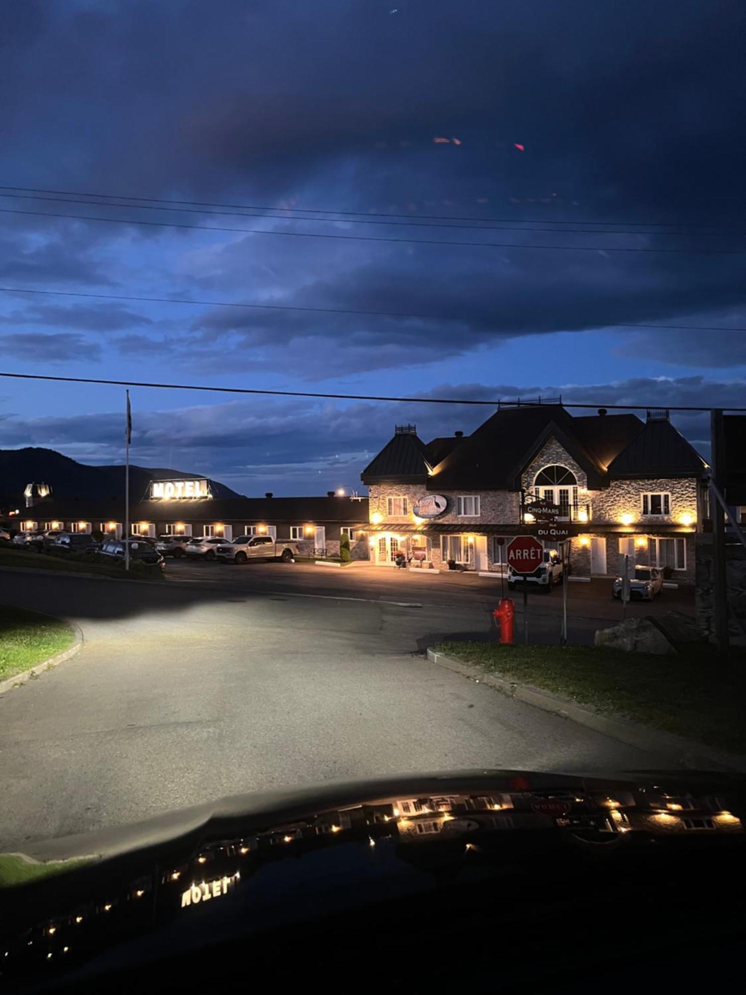 Motel Belvedere Saint-Siméon 外观 照片