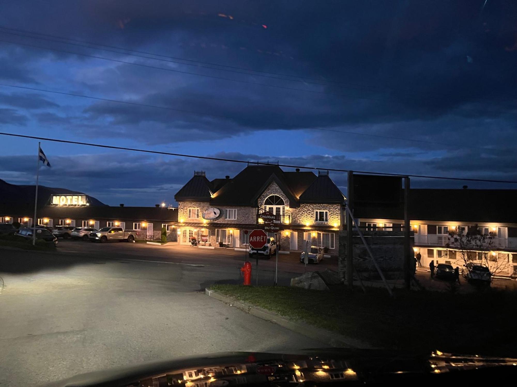 Motel Belvedere Saint-Siméon 外观 照片