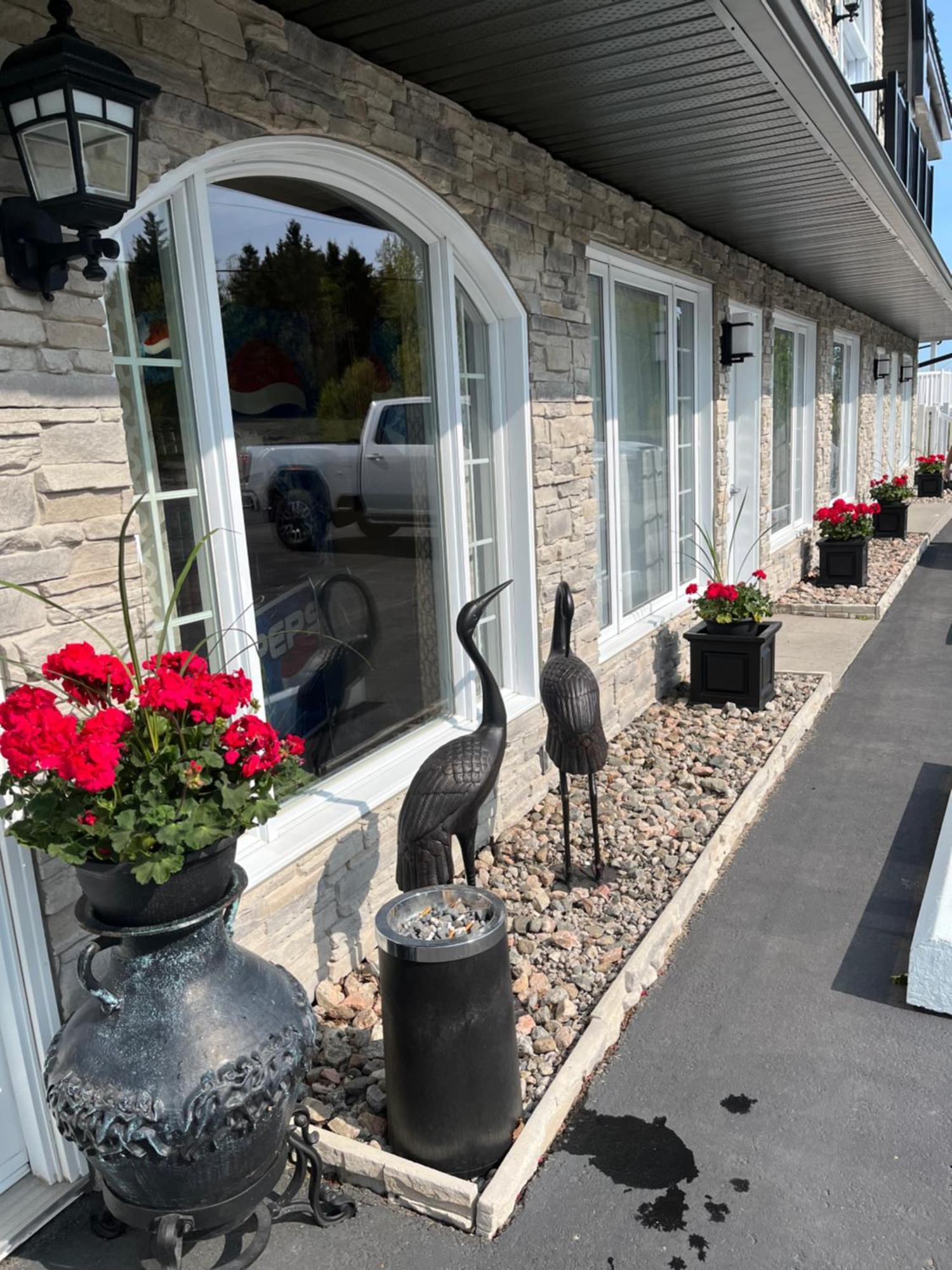 Motel Belvedere Saint-Siméon 外观 照片