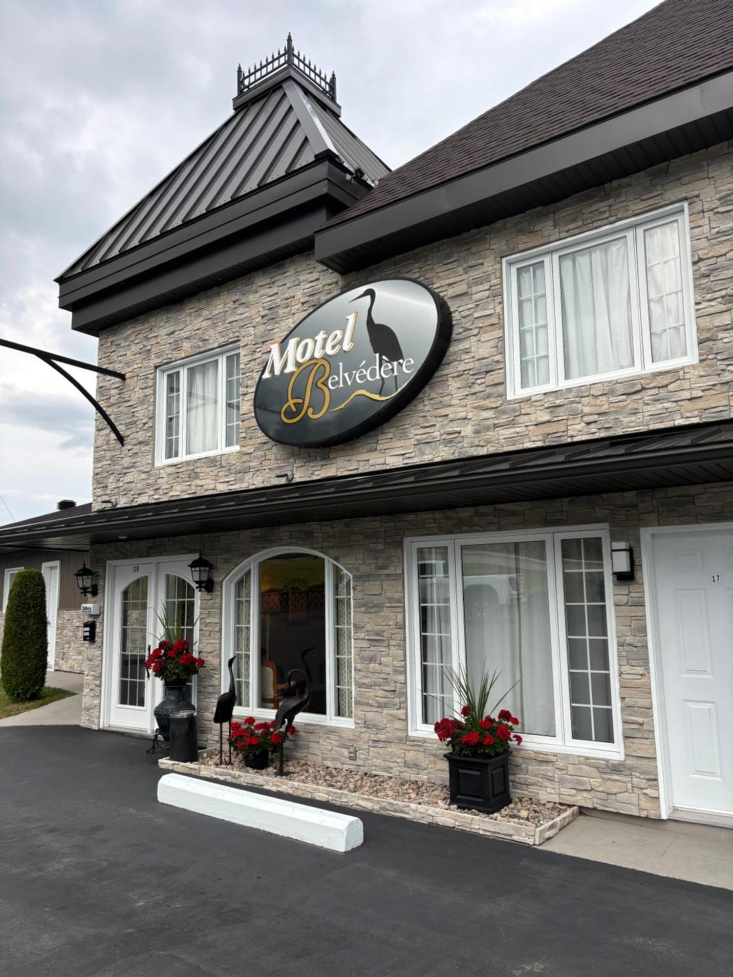 Motel Belvedere Saint-Siméon 外观 照片